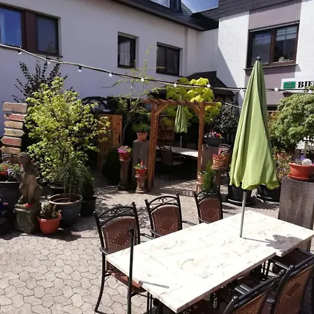Landgasthof Zur Post فندق